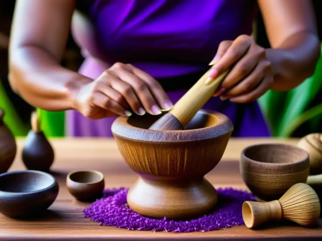 Manos de mujer micronesia usando utensilios tradicionales para moler taro morado